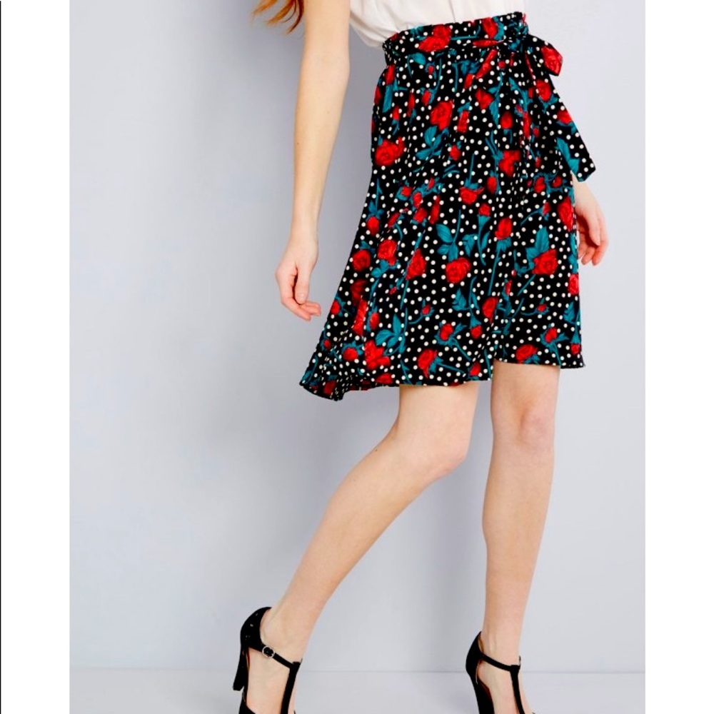 ModCloth Twirl Through Town A-line skirt w belt 2X